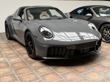 PORSCHE 992 911 Targa 4 GTS T-Hybrid  BOSE PORSCHE INNOD