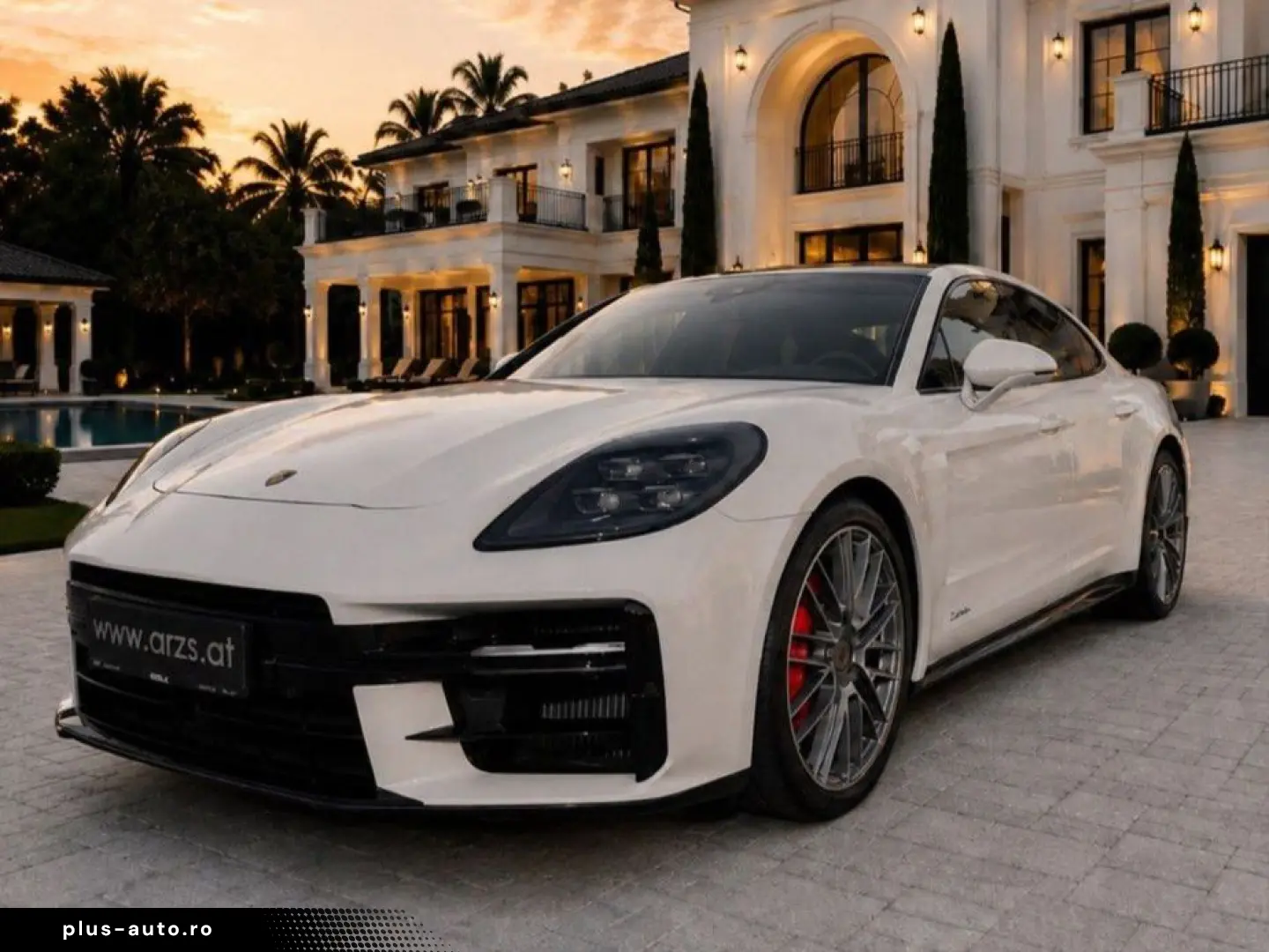 PORSCHE Panamera Turbo E-Hybrid - Voll Kreide Alcantara
