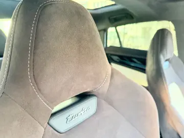 PORSCHE Panamera Turbo E-Hybrid - Voll Kreide Alcantara