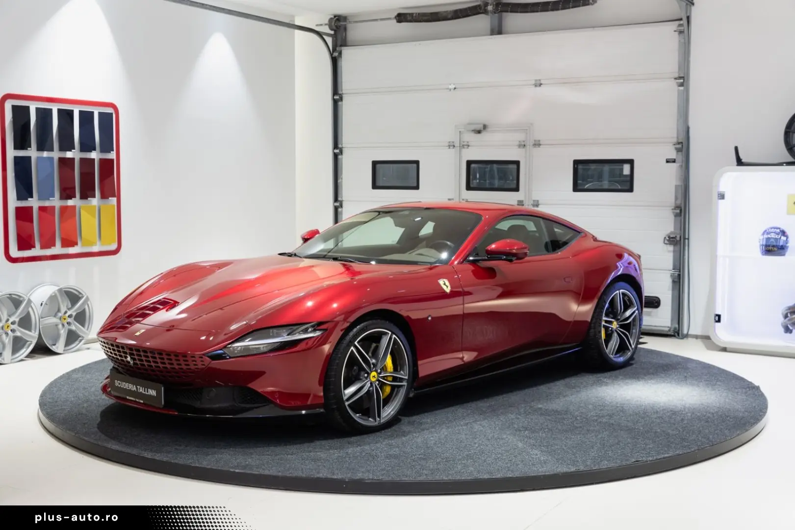 FERRARI Roma