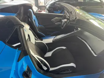CORVETTE C8 Cabrio- Z01 package- Grail exhaust-Carbon