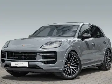PORSCHE Cayenne S E-Hybrid Burmester