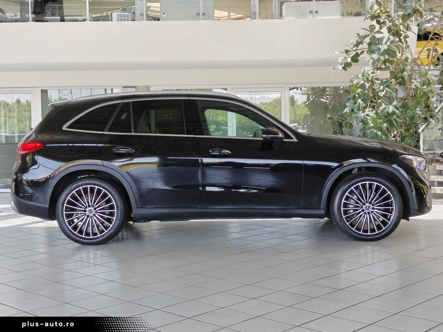 MERCEDES-BENZ GLC 300d 4M AMG-Line DISTRONIC DIGITAL&hellip;