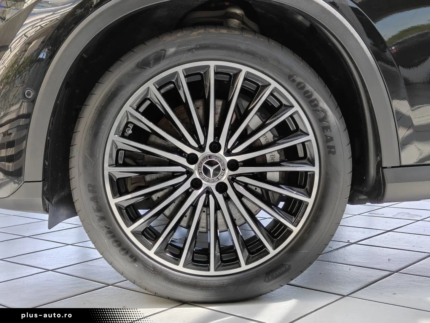 MERCEDES-BENZ GLC 300d 4M AMG-Line DISTRONIC DIGITAL&hellip;