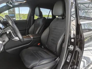 MERCEDES-BENZ GLC 300d 4M AMG-Line DISTRONIC DIGITAL…