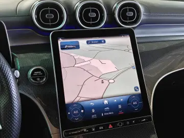 MERCEDES-BENZ GLC 300d 4M AMG-Line DISTRONIC DIGITAL…