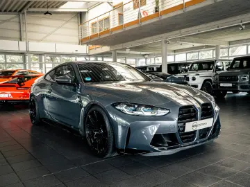 BMW M4 Competition 2.H BRD xDrive 50 Jahre Schalen