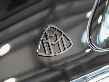 MERCEDES-BENZ S 580 e MAYBACH