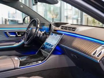 MERCEDES-BENZ S 580 e MAYBACH