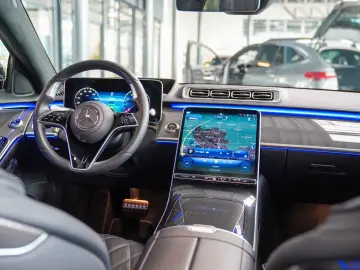 MERCEDES-BENZ S 500 4M AMG Line lang