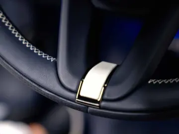 BENTLEY Continental GT 4.0 V8 Hybrid