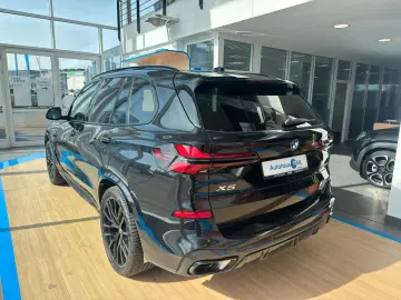 BMW X5 xDrive 30d M Sport Pro 22 AHK Pano Soft Stand