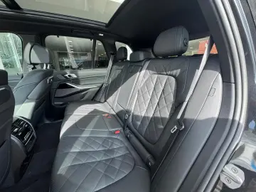 BMW X5 xDrive 30d M Sport Pro 22 AHK Pano Soft Stand
