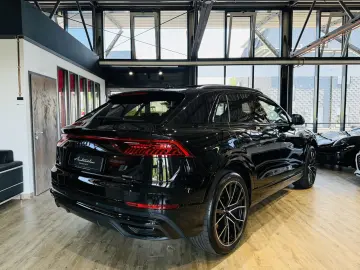 AUDI Q8 50 TDI quattro S-Line