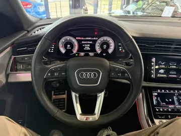 AUDI Q8 50 TDI quattro S-Line