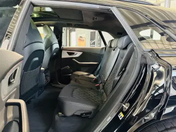 AUDI Q8 50 TDI quattro S-Line
