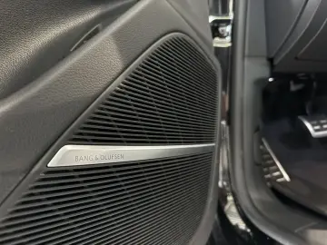 AUDI Q8 50 TDI quattro S-Line