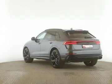 AUDI RS Q8 4.0 TFSI quattro Pano AHK Matrix Standh Ke