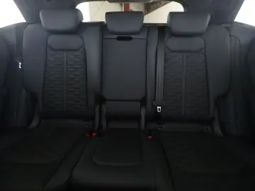 AUDI RS Q8 4.0 TFSI quattro Pano AHK Matrix Standh Ke