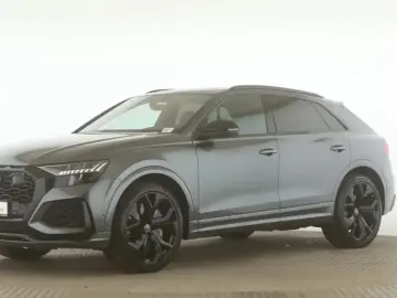 AUDI RS Q8 4.0 TFSI quattro Pano AHK Matrix Standh Ke