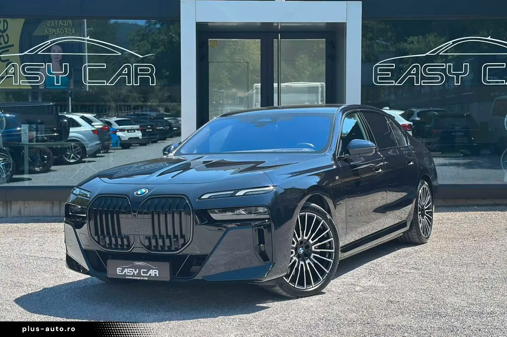 BMW 750 E xDrive   PANO   CAMERA 360   HUD   TV