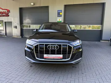 AUDI Q7 50 TDI quattro S line