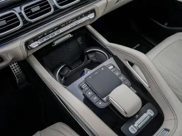 MERCEDES-BENZ S PREMIUM PLUS STH. AHK DISTRONIC HUD Navi LED