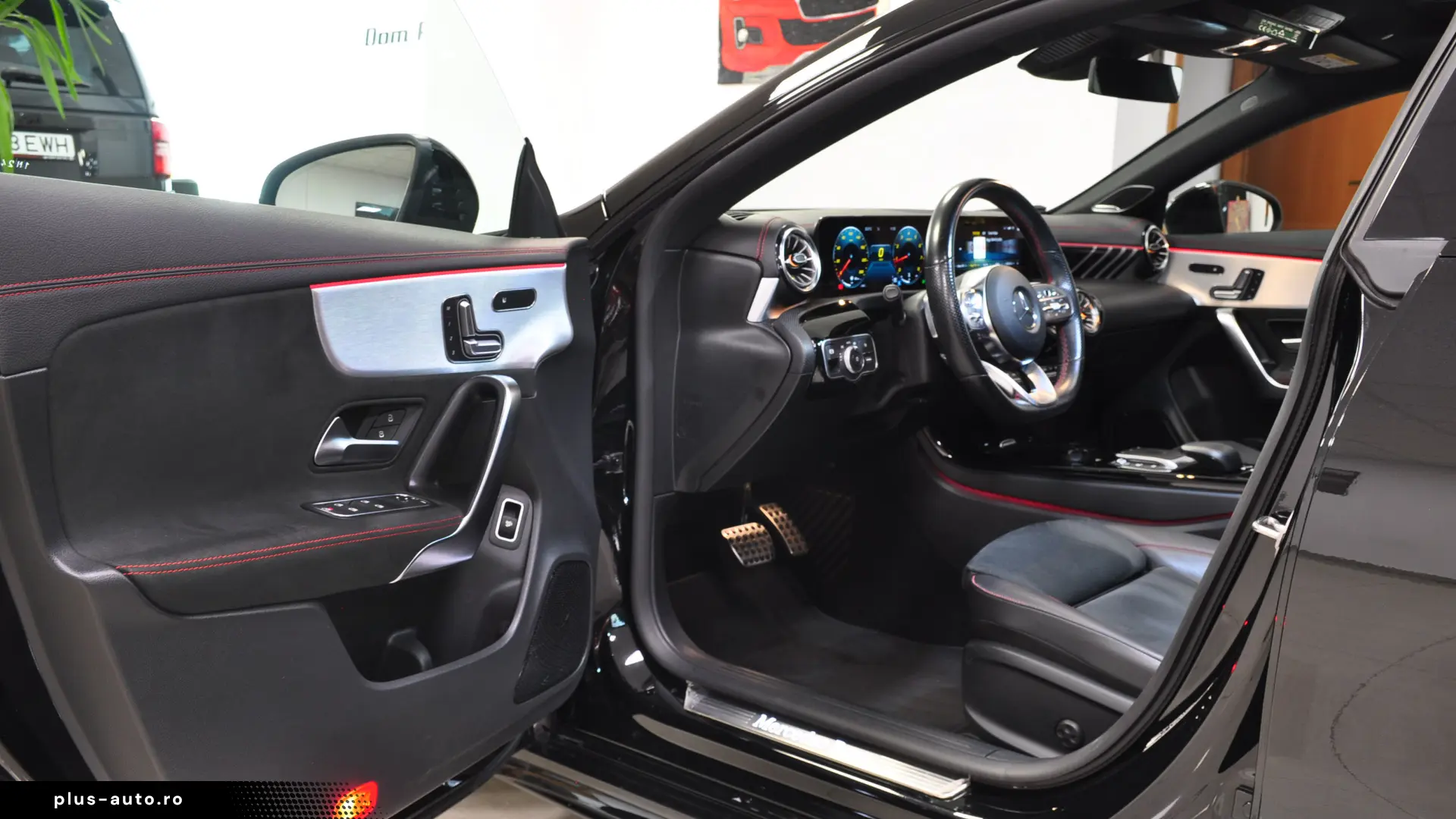 Mercedes Benz CLA 200i AT Full AMG Burmester Panorama Camera