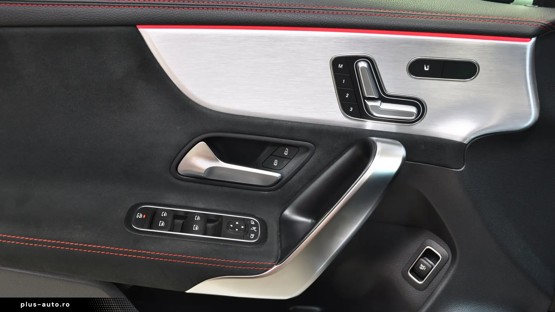 Mercedes Benz CLA 200i AT Full AMG Burmester Panorama Camera