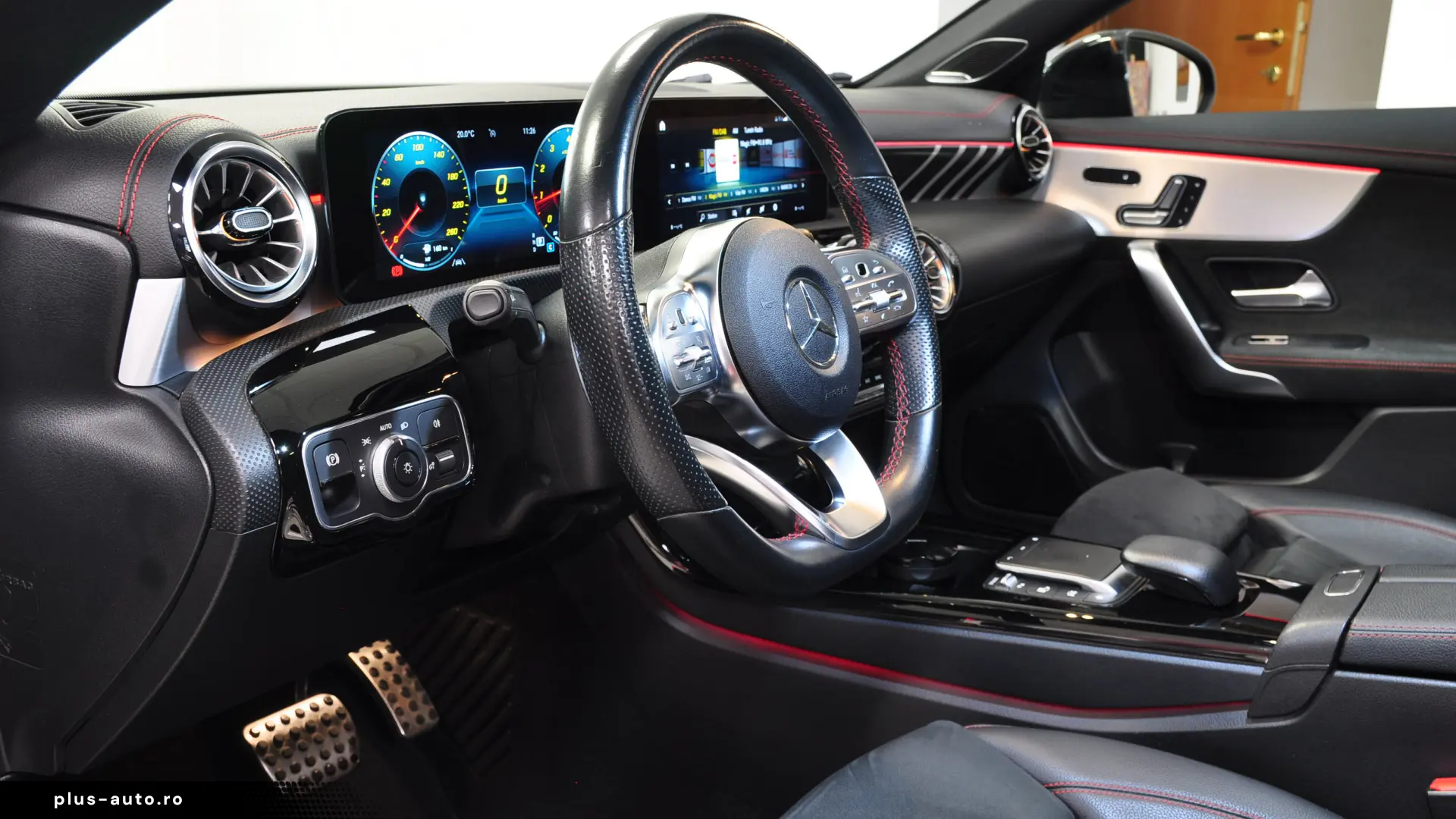 Mercedes Benz CLA 200i AT Full AMG Burmester Panorama Camera