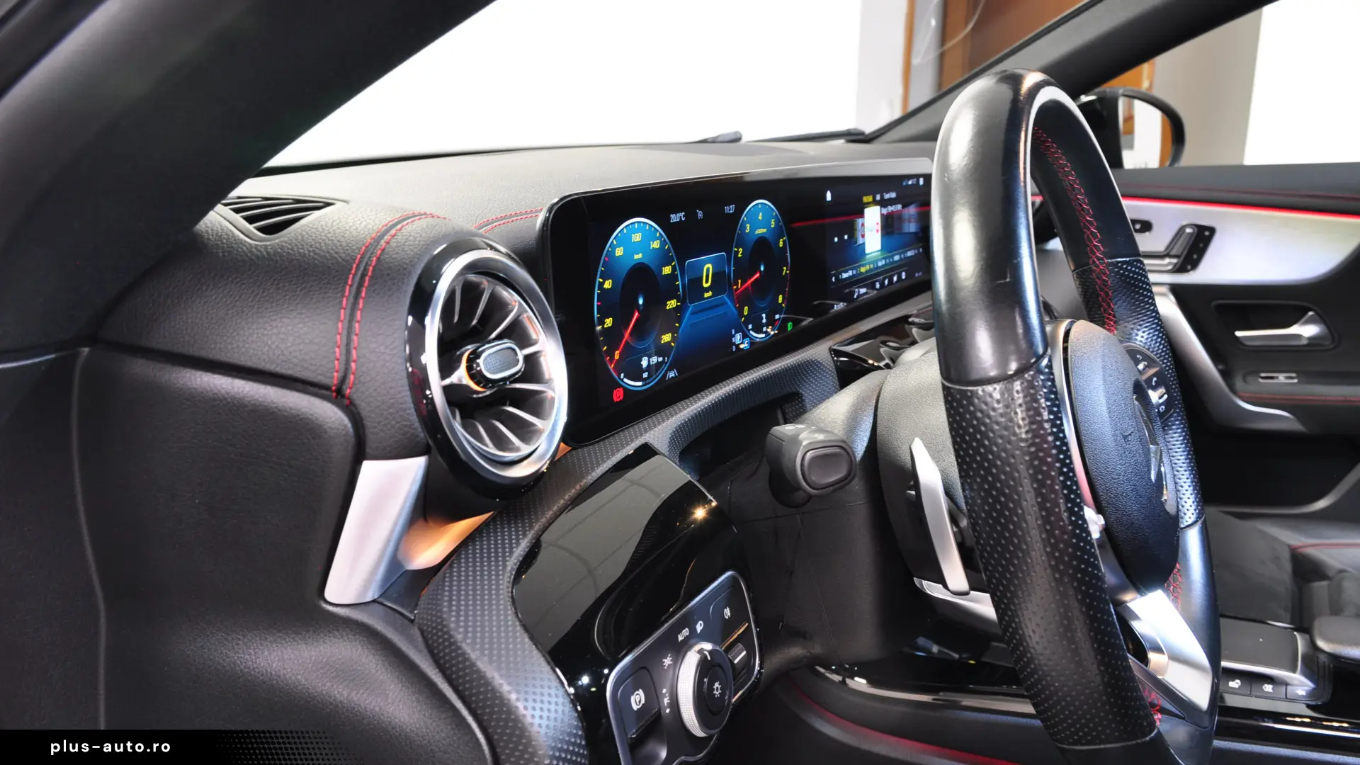 Mercedes Benz CLA 200i AT Full AMG Burmester Panorama Camera