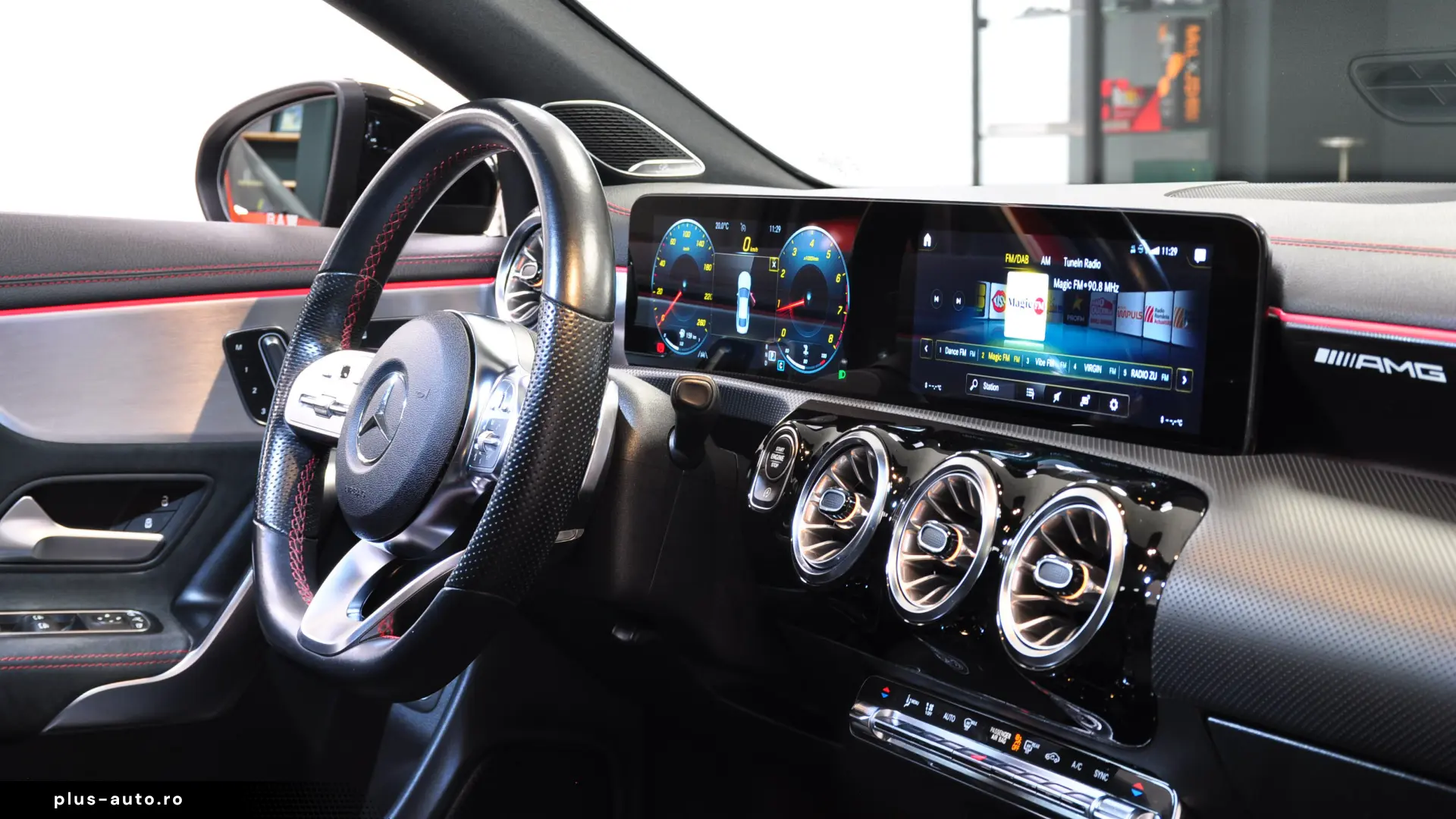 Mercedes Benz CLA 200i AT Full AMG Burmester Panorama Camera