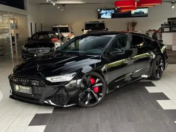AUDI RS7 4.0 TFSI quattro Dynamik  Pano HuD B&O