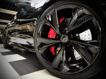 AUDI RS7 4.0 TFSI quattro Dynamik  Pano HuD B&O