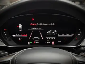 AUDI A8 50 TDI Lang Q S Line Pano HuD B&O-Adv Kühlbox