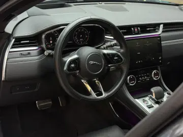 JAGUAR F-Pace P400 AWD Pano HuD Massage Matrix Standhzg