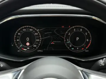 JAGUAR F-Pace P400 AWD Pano HuD Massage Matrix Standhzg