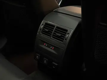 JAGUAR F-Pace P400 AWD Pano HuD Massage Matrix Standhzg