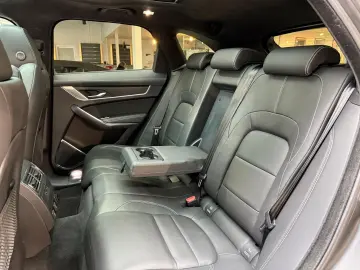 JAGUAR F-Pace P400 AWD Pano HuD Massage Matrix Standhzg