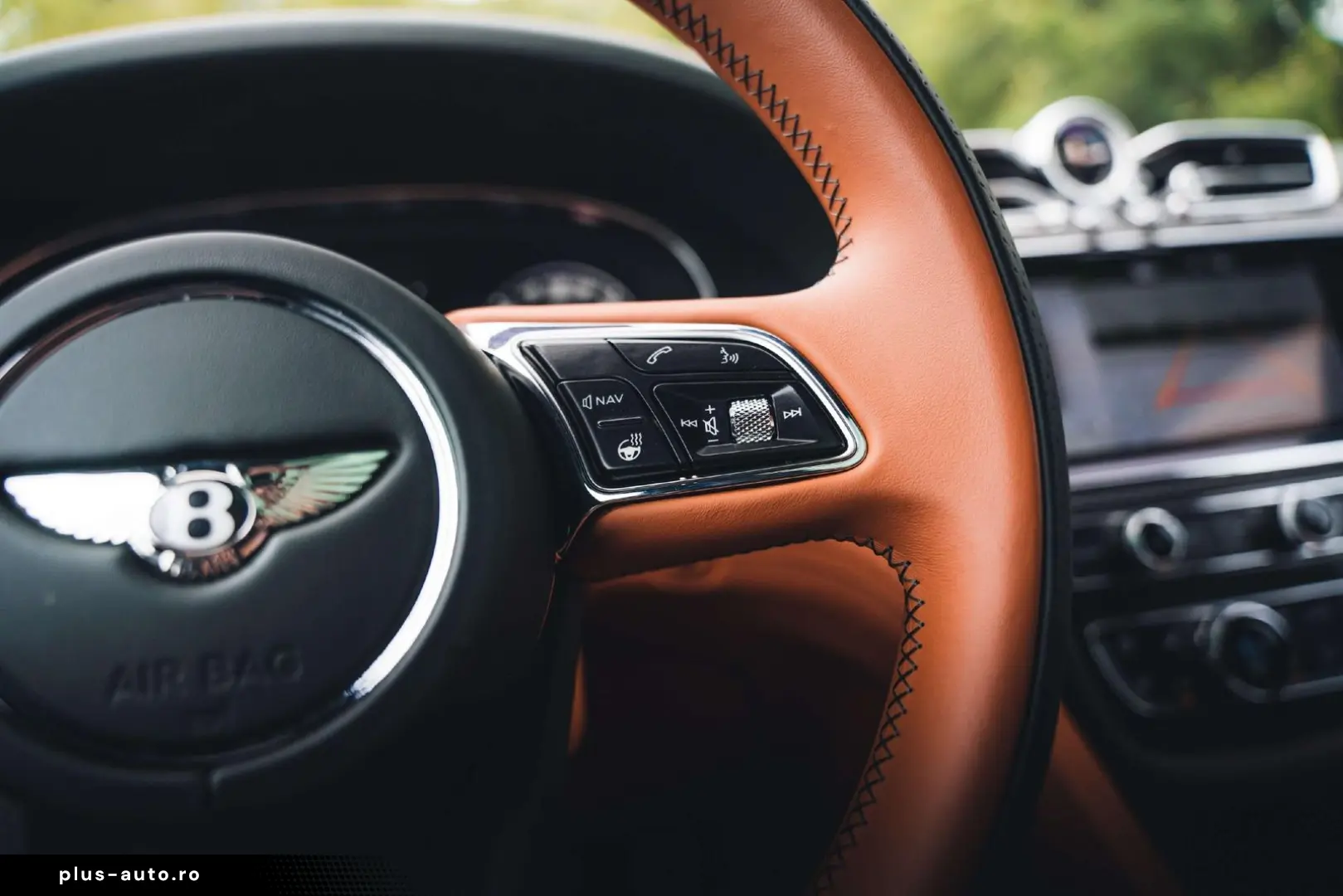 BENTLEY Bentayga S V8   Viridian Green   Naim   22