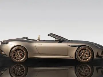 ASTON MARTIN DB12 Volante   Black Pack   Bronze Rims