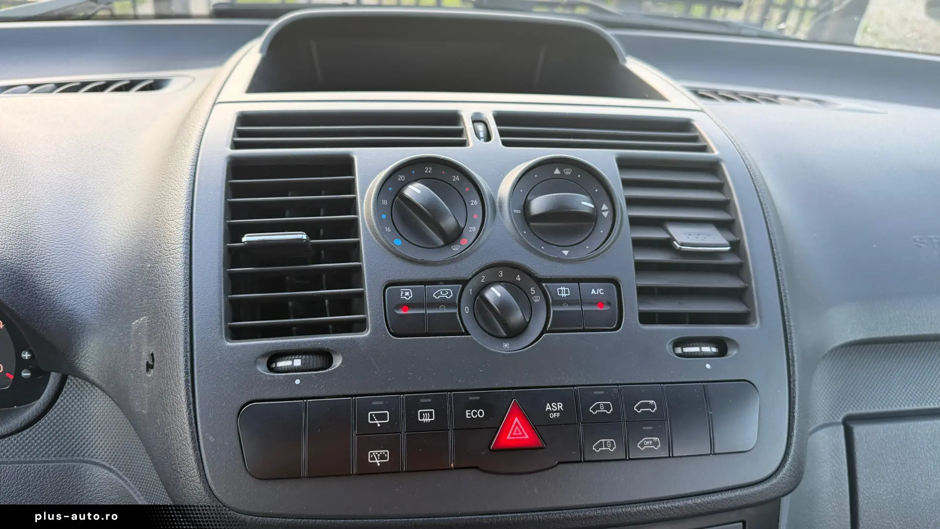 Mercedes-Benz Vito 110 CDI   9 locuri