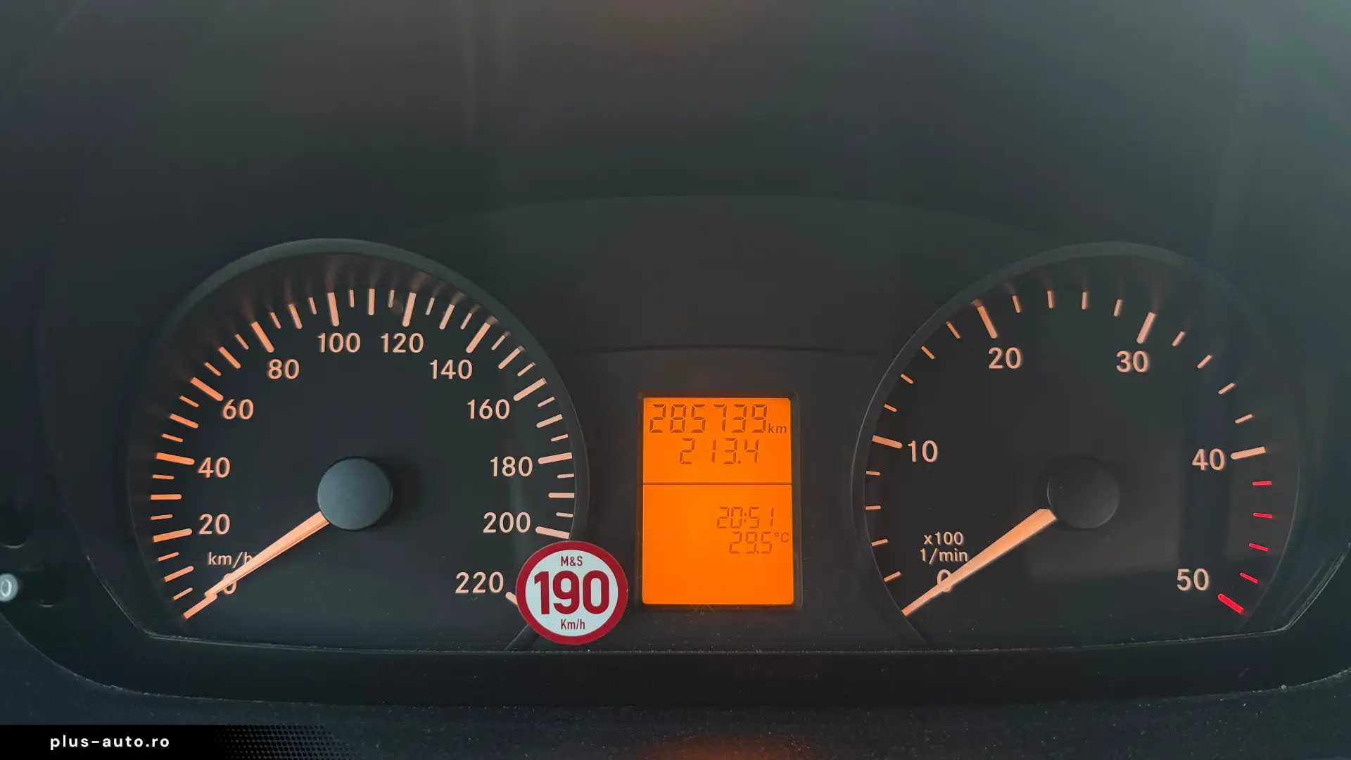 Mercedes-Benz Vito 110 CDI   9 locuri