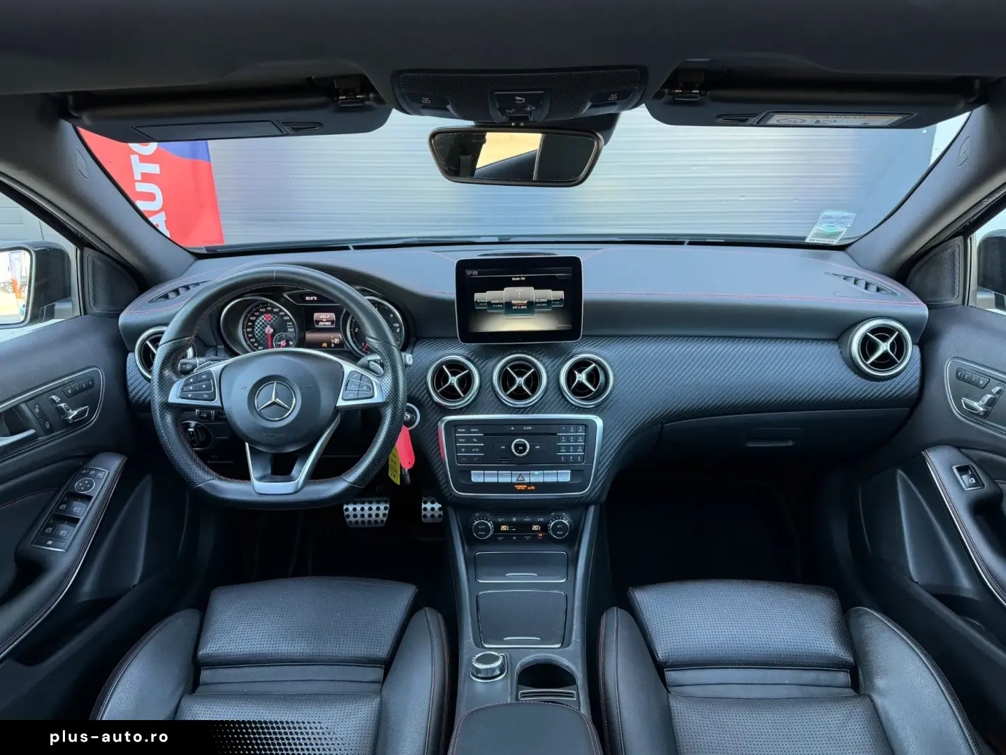 Mercedes-Benz A-200