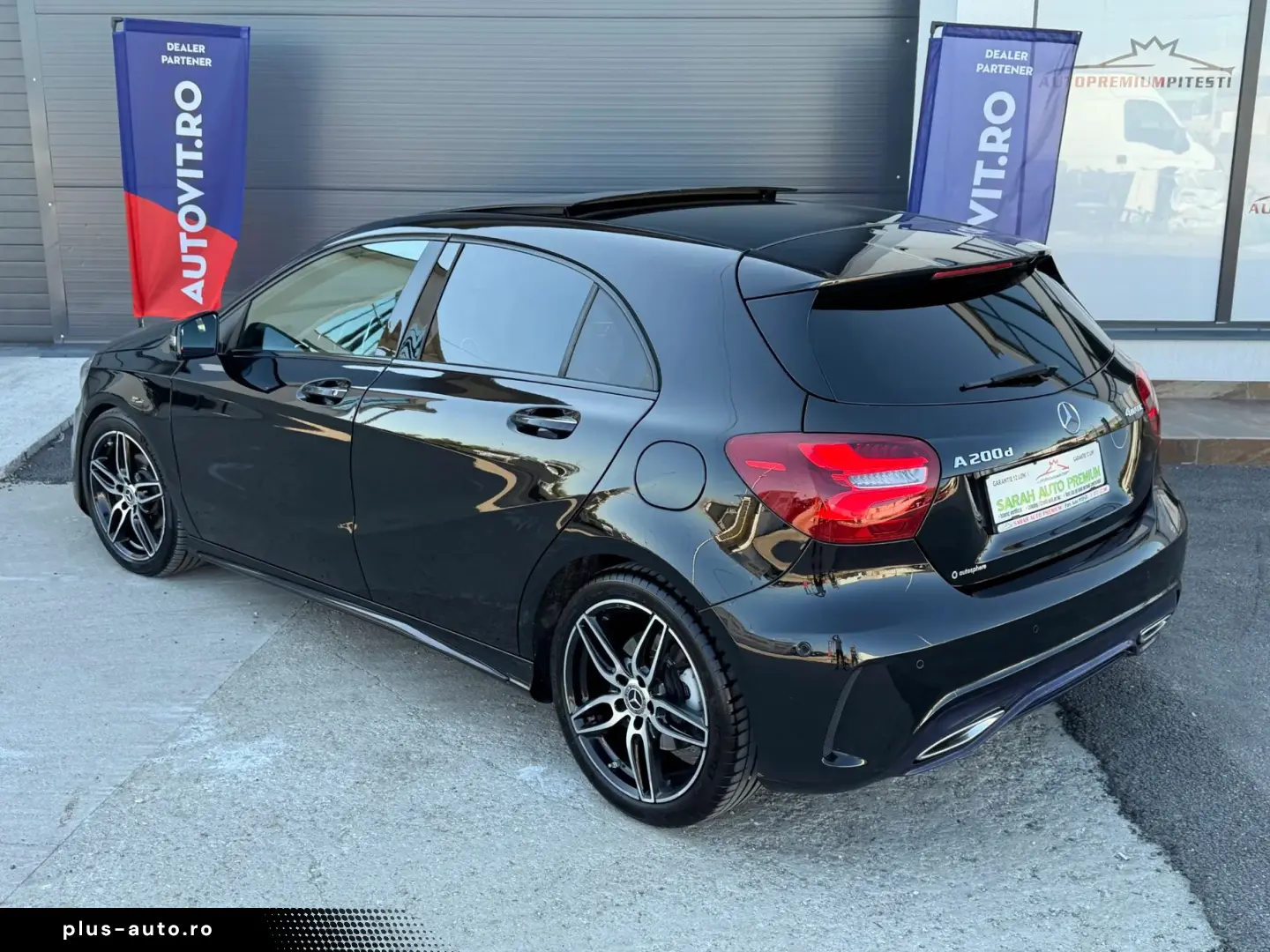 Mercedes-Benz A-200
