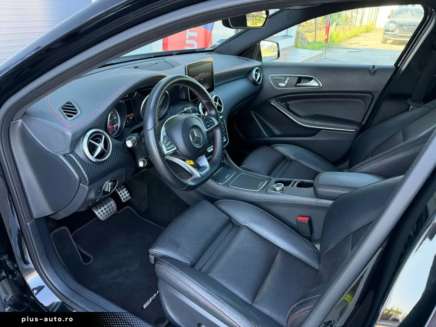 Mercedes-Benz A-200