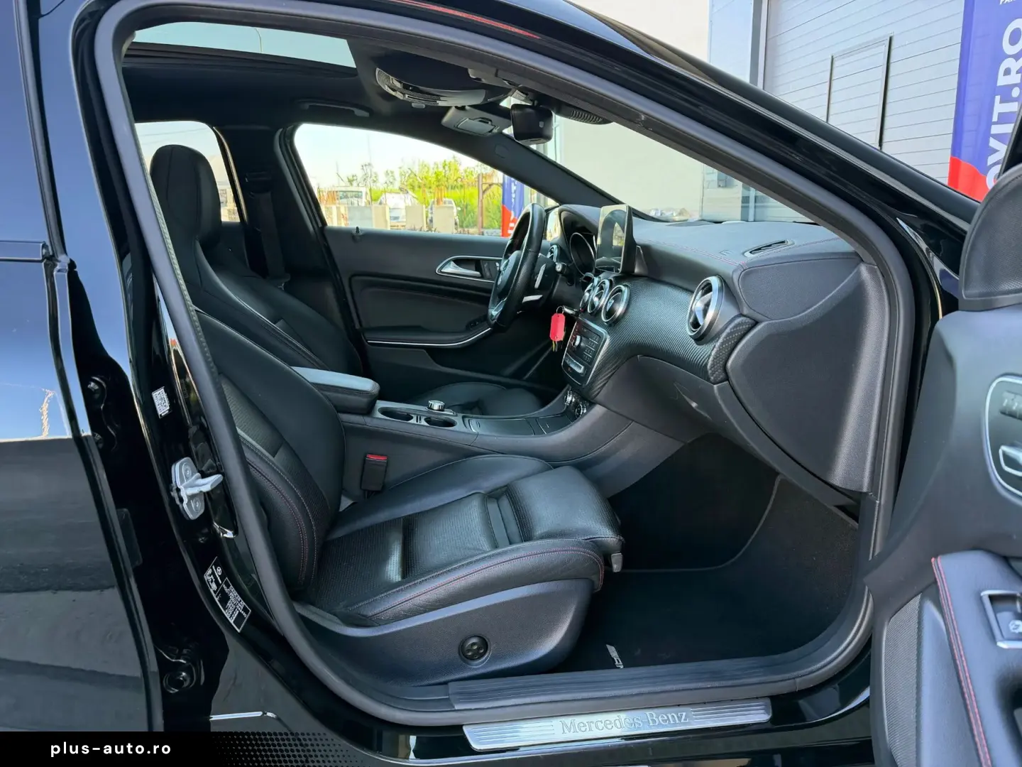 Mercedes-Benz A-200