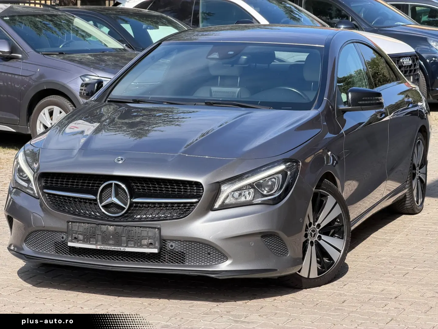 Mercedes-Benz Cla-200