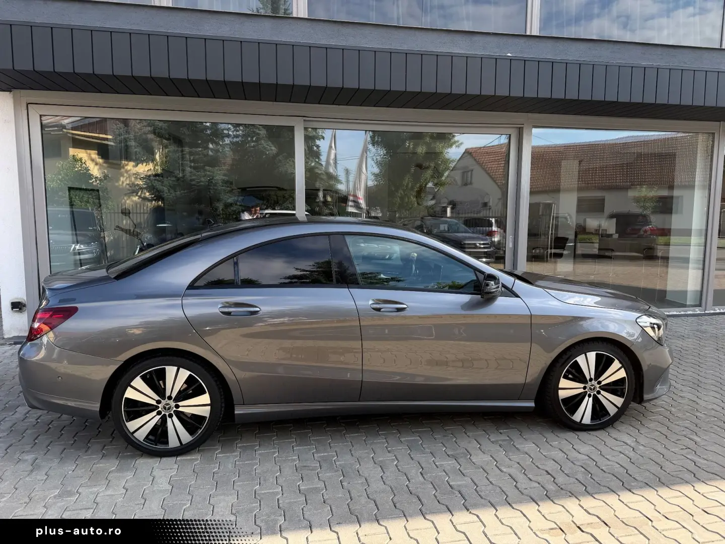 Mercedes-Benz Cla-200