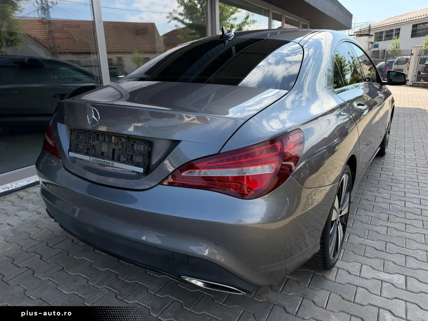 Mercedes-Benz Cla-200